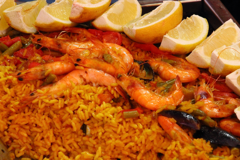 Mallorca: Market Tour, Sangria, and Paella Cooking Class
