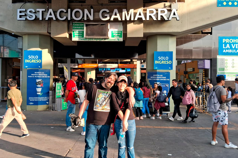 Lima: Bizarre Tour w Gamarra (targ czarownic)Lima Bizarre Tour (targ czarownic)