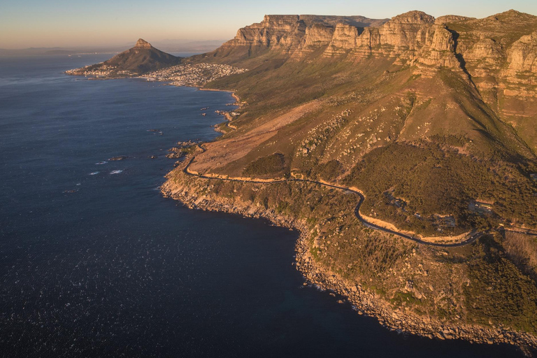 Cape Town: Sightseeing Helicopter Ride from V&A Waterfront 12-min Shared Scenic Flight