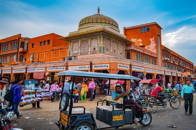 Walk Tour With Local Guide In Old Jaipur