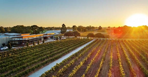 Perth: Margaret River Scenic Flight & Wine Tasting Tour