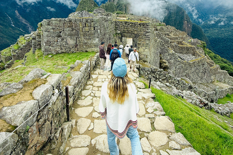 Machu Picchu: Official Entry to Circuit 2, Bus & Guided Tour Machu picchu Circuit 2 with Private guide and Bus Tickets