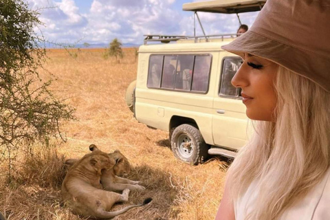 Excursión de un día de Zanzíbar a Mikumi : Safari de fauna salvajeDesde Zanzíbar Excursión de un día a Mikumi : Safari de fauna salvaje