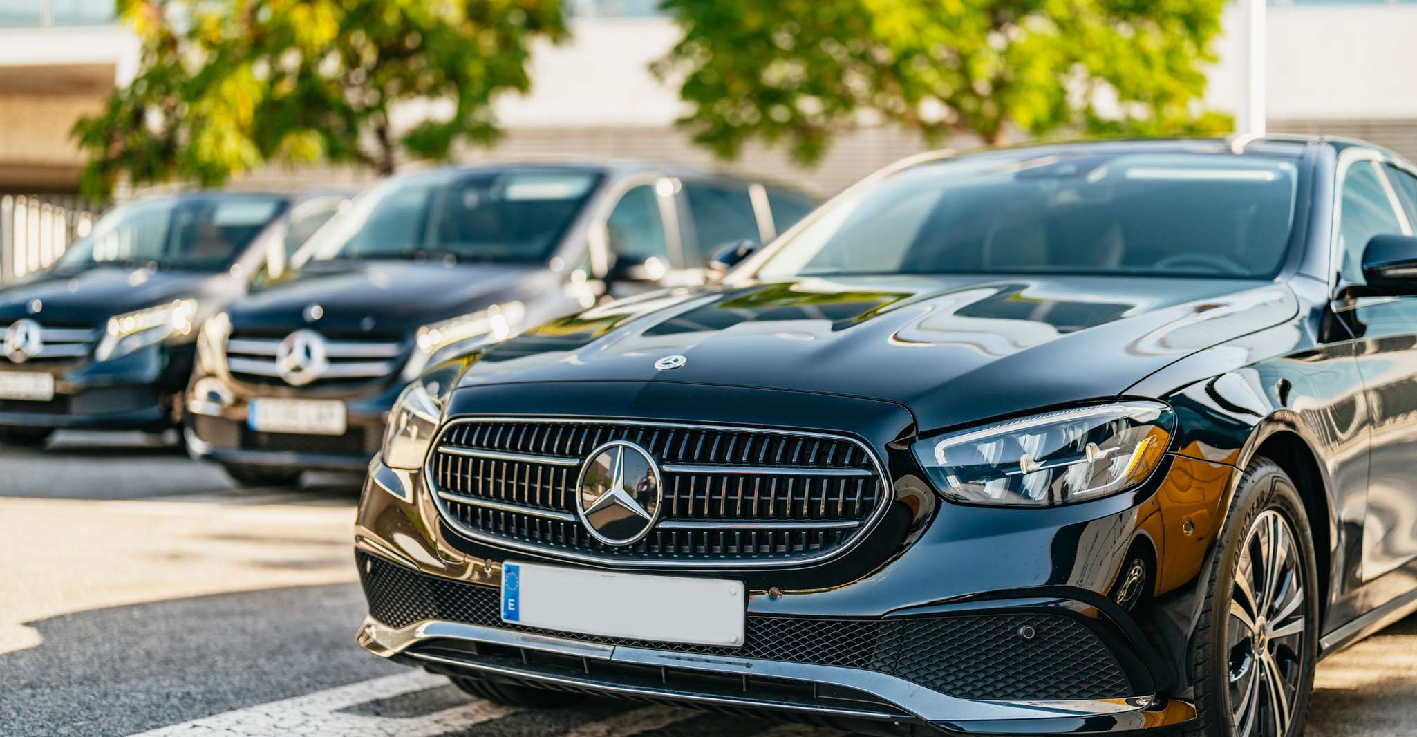 Sevilla, Privater 1-Weg Flughafen oder Bahnhof Transfer - Hizvo