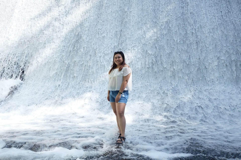 Manila Villa Escudero Private Day Tour with Lunch