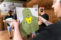 Krakau, Extreme Shooting Range mit Hoteltransfers - Housity