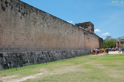 Chichen Itza &amp; Valladolid: vanuit Cancún &amp; Playa del CarmenChichen Itza: Bezoek een van de zeven wonderen