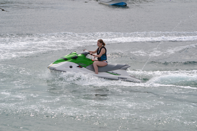 Tredubbelt vattensportpaket Jetski, banan, parasailing