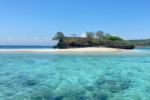 Lombok: Pink Beach and Snorkeling Trip With Lunch Lombok: Pink Beach and Snorkeling Trip With Lunch
