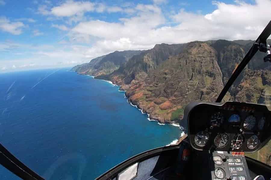Private Helikopter-Tour über Kauai ohne Türen: Die ultimativen Wasserfälle. Foto: GetYourGuide Private Helikopter-Tour über Kauai ohne Türen: Die ultimativen Wasserfälle. Foto: GetYourGuide