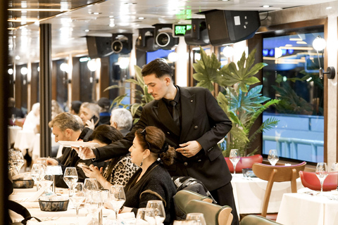 Istanbul: Luxury Dinner Cruise Pickup Include Menu + Soft drinks + Meeting point