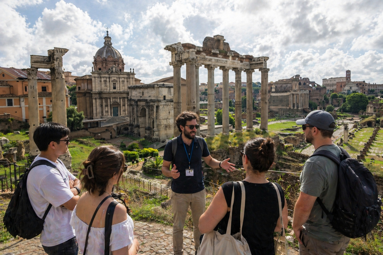 Colosseum Exterior Tour with Roman Forum & Palatine Entry