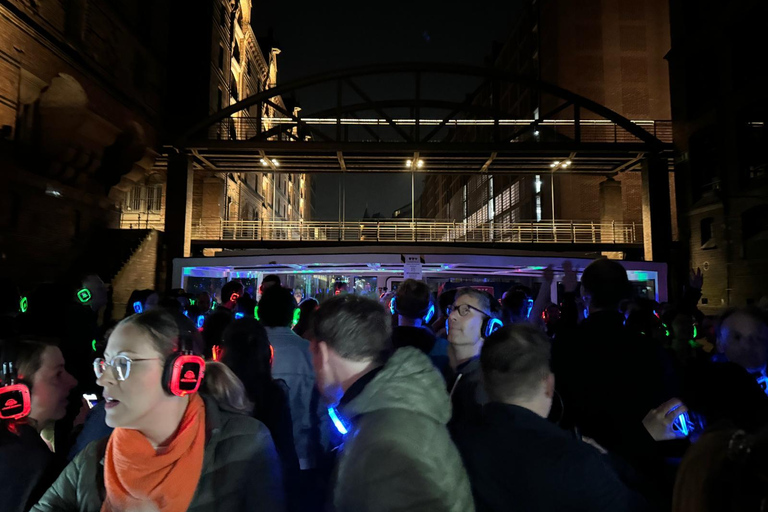 Hamburg: Silent disco party on board for the 836th Hamburg Harbor Birthday