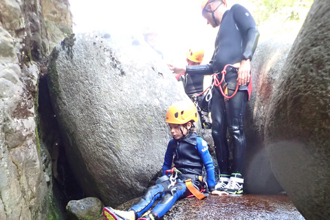 Canyoning in Girona - Freser Inferior Canyon Canyoning in Girona - Freser inferior canyon