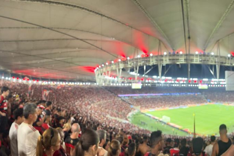 Rio de Janeiro: Experience + Ticket to a Match at Maracanã with Local Guide