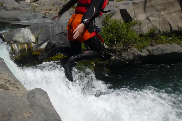 Canyoning and bodyrafting in the Alcantara River