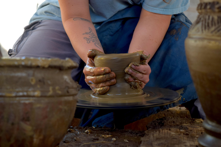 Arusha: Lezione di ceramicaLezione di ceramica con pranzo