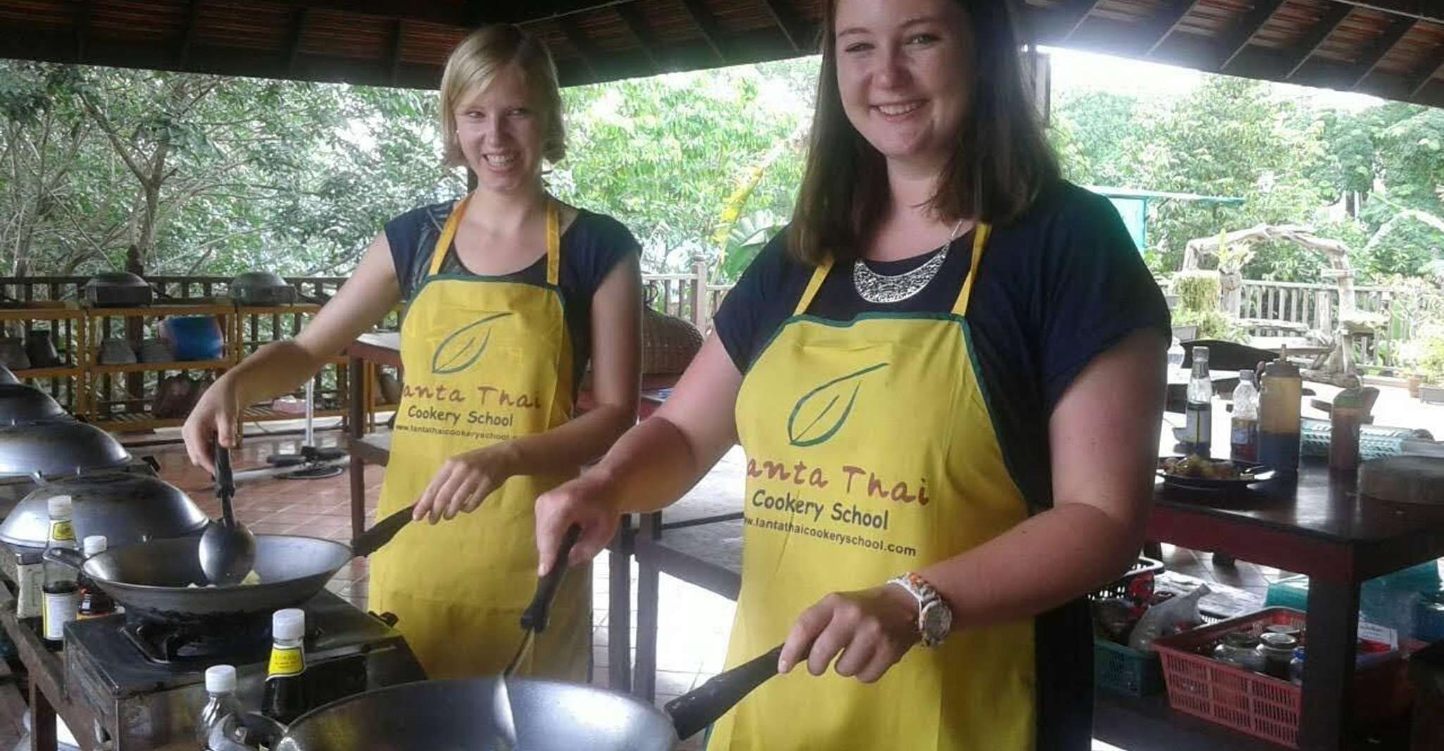 Koh Lanta, Lanta Thai Cookery School'da Akşam Kursu - Hizvo