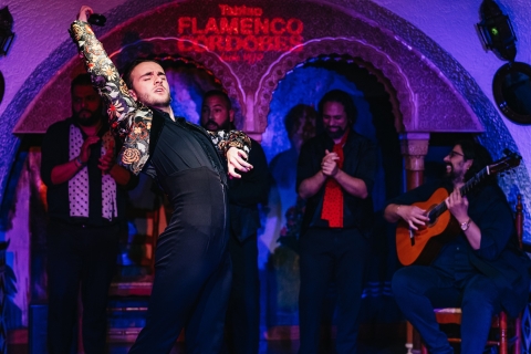 Barcelone : spectacle au Tablao Flamenco CordobesSpectacle de flamenco avec une boisson comprise