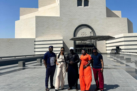 Doha: Souq Wakif and Popular Spots Tour + Traditional Lunch