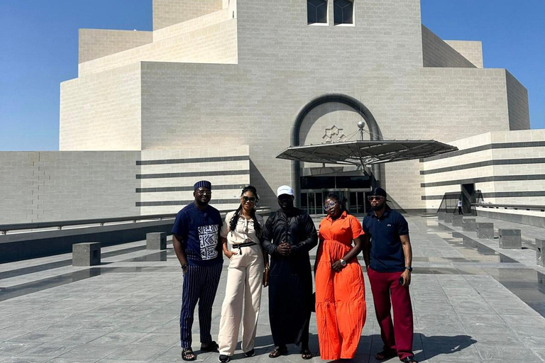 Doha: Souq Wakif and Popular Spots Tour + Traditional Lunch