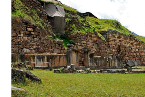 Chavin de Huantar Monument - Querococha Lagune Alle ingangen