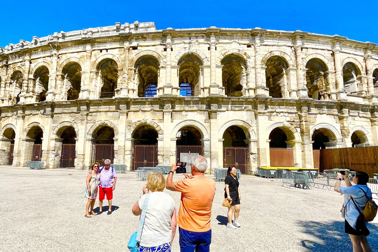 Z Awinionu: wycieczka po rzymskiej Prowansji wokół Nîmes i OrangeZ Awinionu: Całodniowa wycieczka po rzymskiej Prowansji