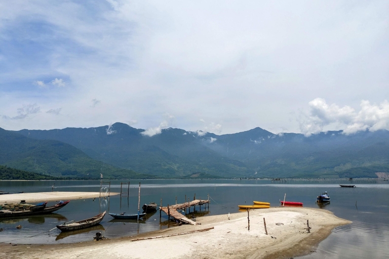 Hue : visite d'une demi-journée de la lagune de Tam GiangVisite privée