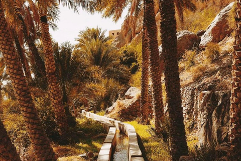 Muscat Oman Grand Canyon, Jebel Shams & Nizwa