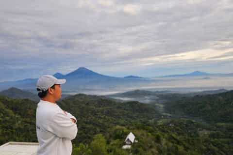 From Yogyakarta: Tumpeng Menoreh Skyline Sunrise - Image 3