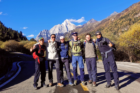Chengdu: 6-Day Mt. Siguniang Dafeng Erfeng Climbing Tour