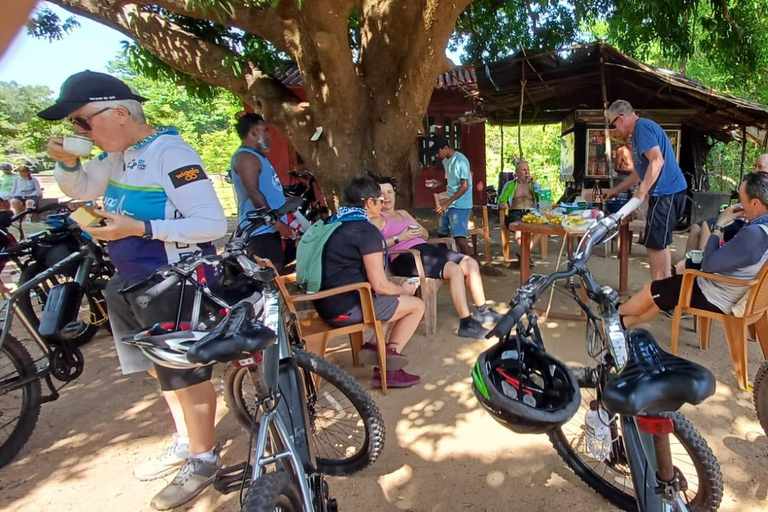 Sri Lanka 14-Day Small-Group Cycling Tour