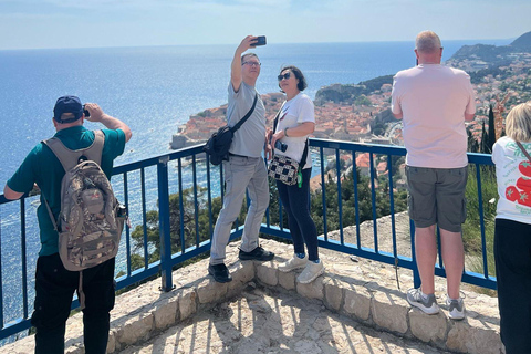 جولة "هوب أون هوب أوف" الصفراء المكشوفة: شاهد مدينة دوبروفنيك في 90 دقيقة