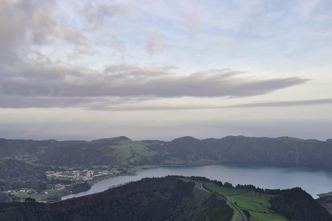 Sete Cidades and Lagoa do Fogo: tour of iconic lagoons and viewpoints