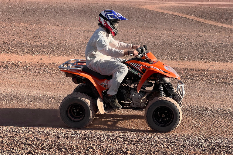 Marrakech: quad-ervaring in het palmenbos en jbilatQuad-ervaring in de palmentuin van Marrakech