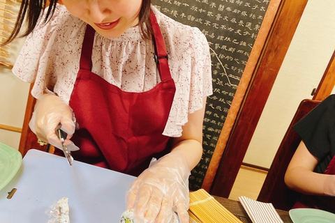 KAWAGOE: Aula prática de sushi a 5 minutos de Toki no Kane