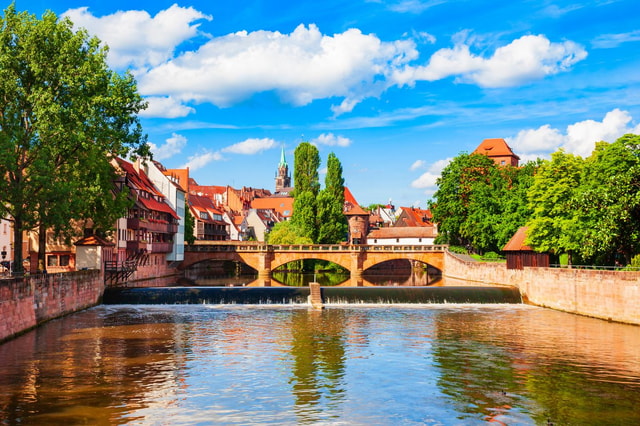 Hello Nuremberg: Private 2-Hour City Walk with Local Guide