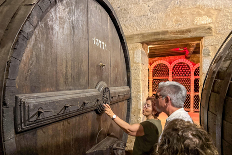 Douro Valley: Wine & Olive Oil Tour with Boat & Lunch Douro Valley: 2 Wineries, Boat Cruise & Traditional Lunch