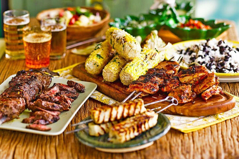 Foz do Iguaçu: Brazilian BBQ & Home Cooking with a Local