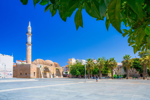 Sagolik julrundtur i gamla stan i Rethymno