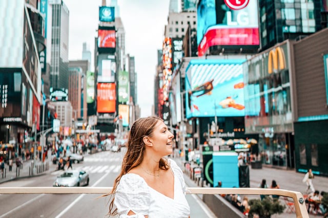 New York: Hop-on Hop-off Sightseeing Tour by Open-top Bus