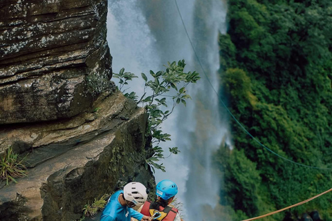 From Kandy: Lakshapana Waterfall Bungee Jump with Pickup