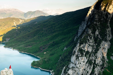 From Tirana: Lake Bovilla Viewpoint & Tirana City Tour