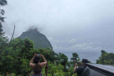 St. Lucia: Highlights Tour with mud baths and waterfalls