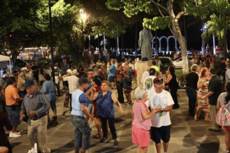 Puerto Vallarta: clase de salsa y noche de baile local