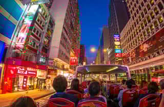 Hongkong: Nächtliche Panorama-Tour durch Kowloon mit dem offenen Bus