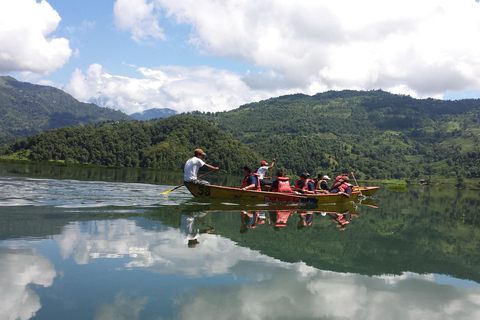 Pokhara: Fewa, Begnas, and Rupa Lakes Tour with Boat Ride