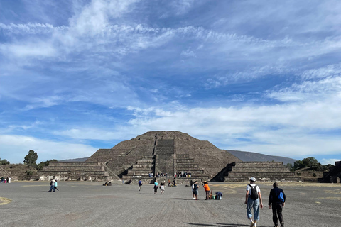 Von CDMX: Teotihuacan Pyramids Express Exclusive Tour