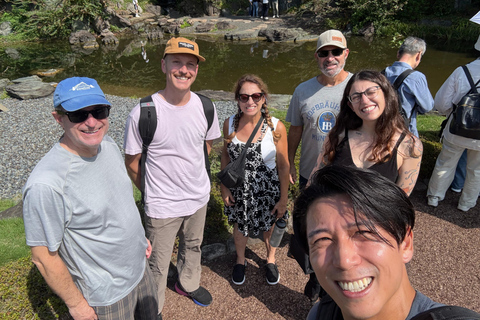 Tokyo: Imperial Palace and Shogun Storytelling Walk