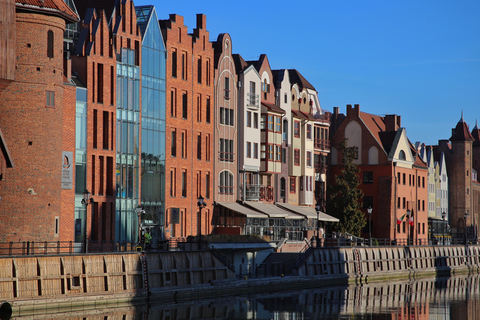 Exclusive Gdańsk: Museums, Skyline Toast & Michelin Dinner